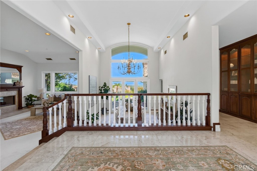 6872 Chartwell