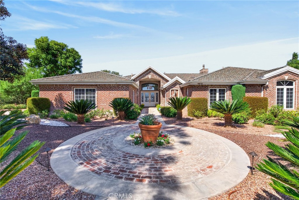 6872 Chartwell
