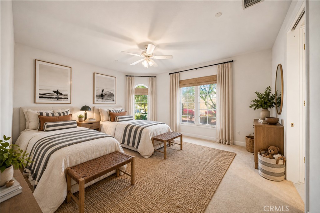 6872 Chartwell