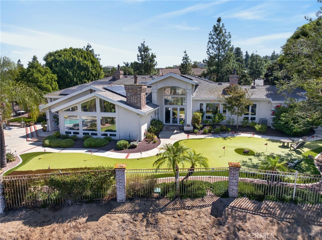 6872 Chartwell