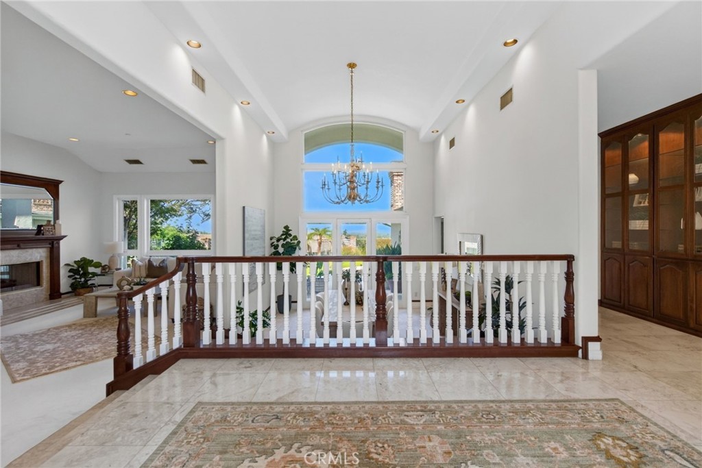 6872 Chartwell