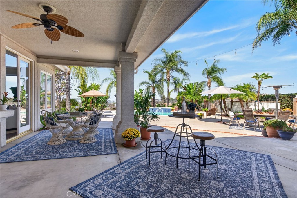 6872 Chartwell