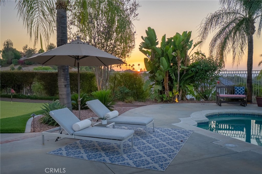 6872 Chartwell
