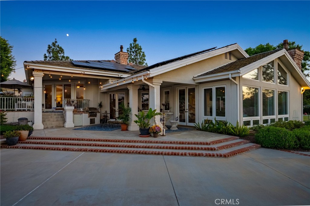6872 Chartwell