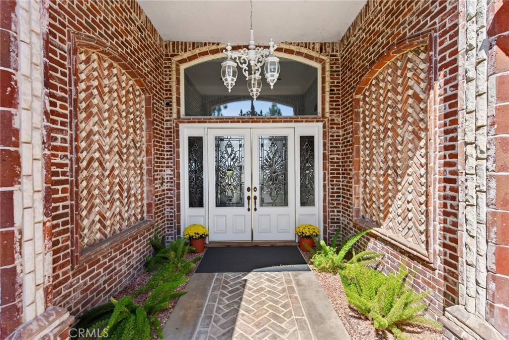 6872 Chartwell