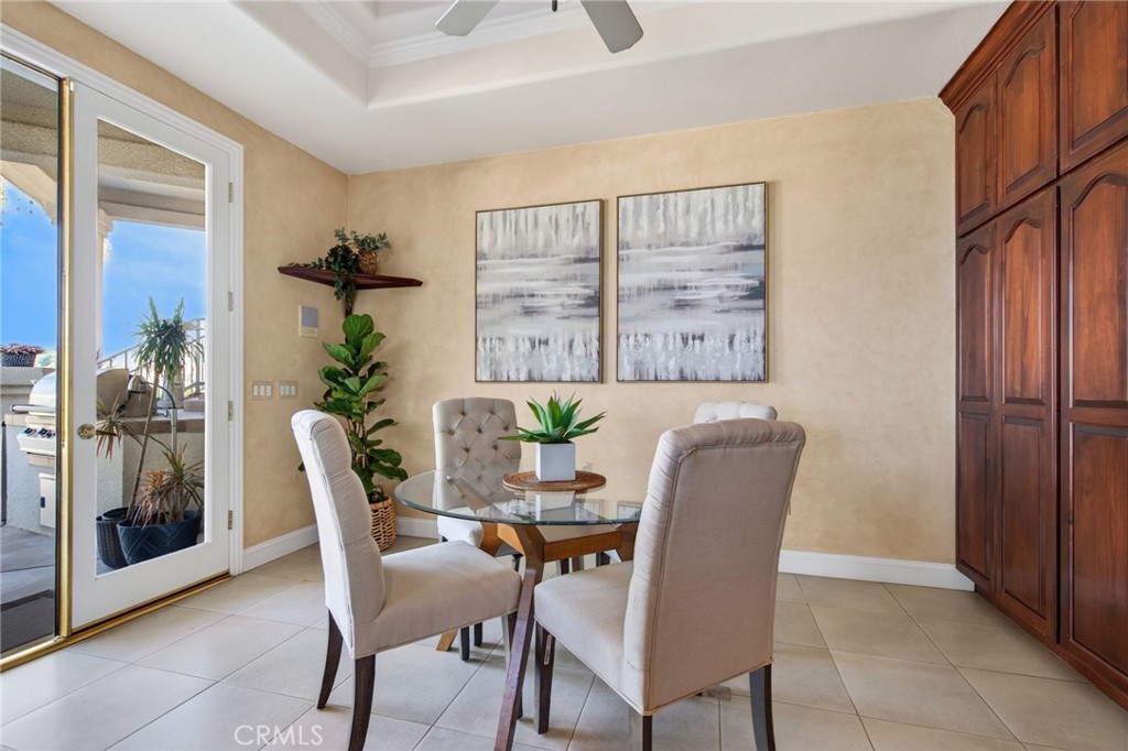 6872 Chartwell