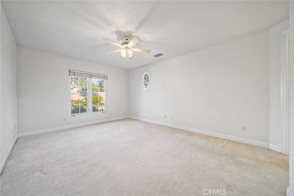 6872 Chartwell