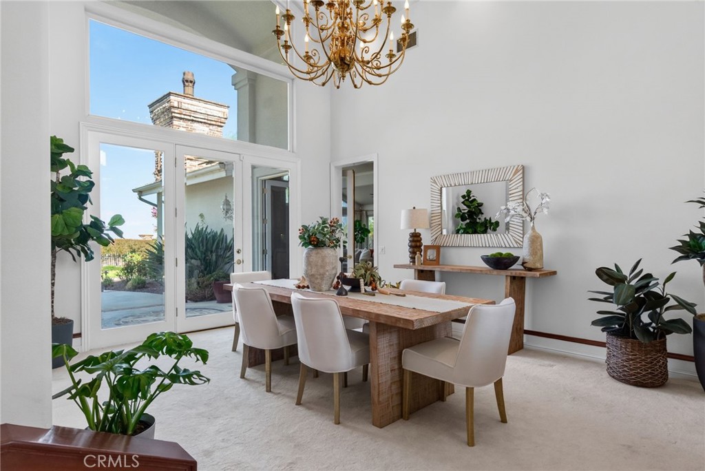 6872 Chartwell