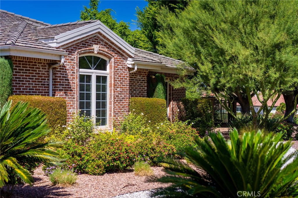 6872 Chartwell