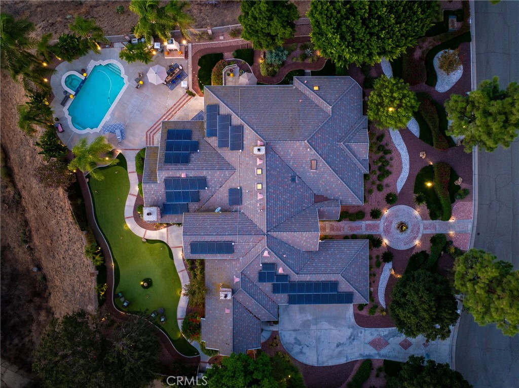 6872 Chartwell