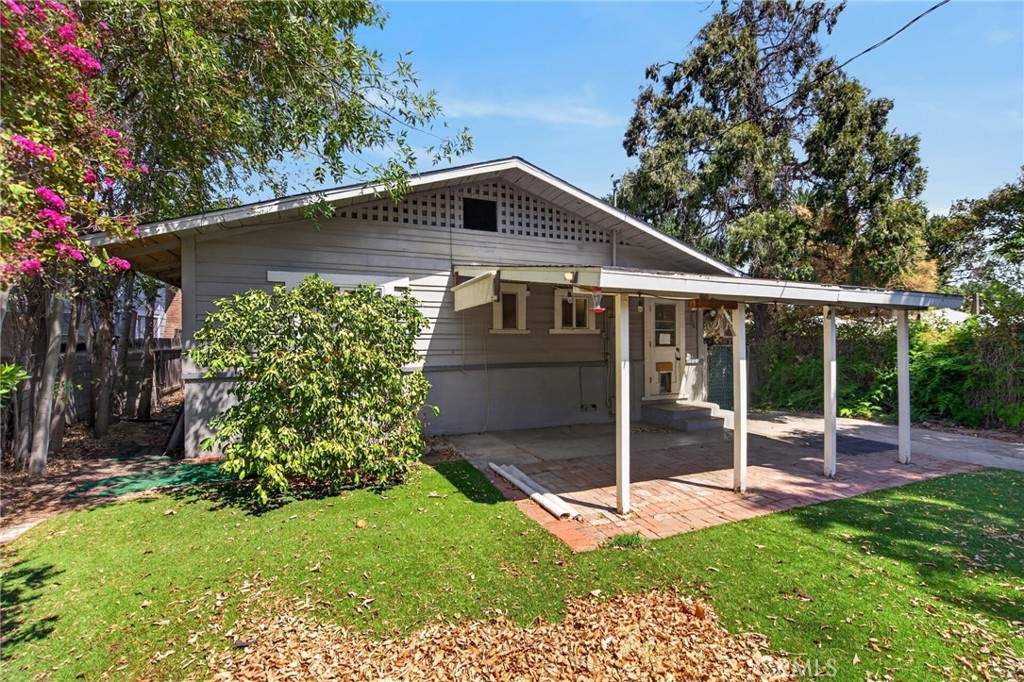 4290 Highland