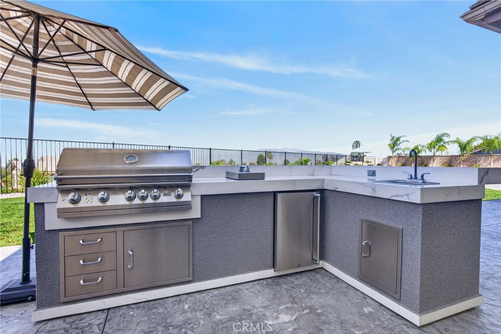 1055 Vista Court