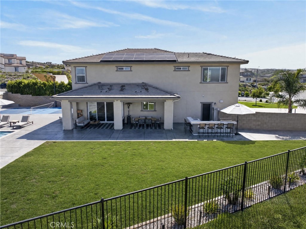 1055 Vista Court