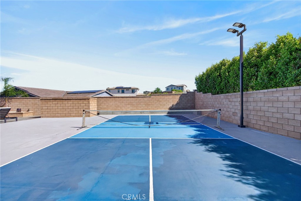 1055 Vista Court