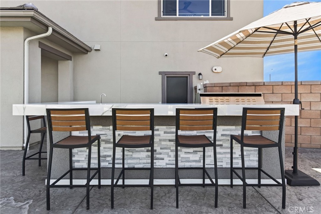 1055 Vista Court
