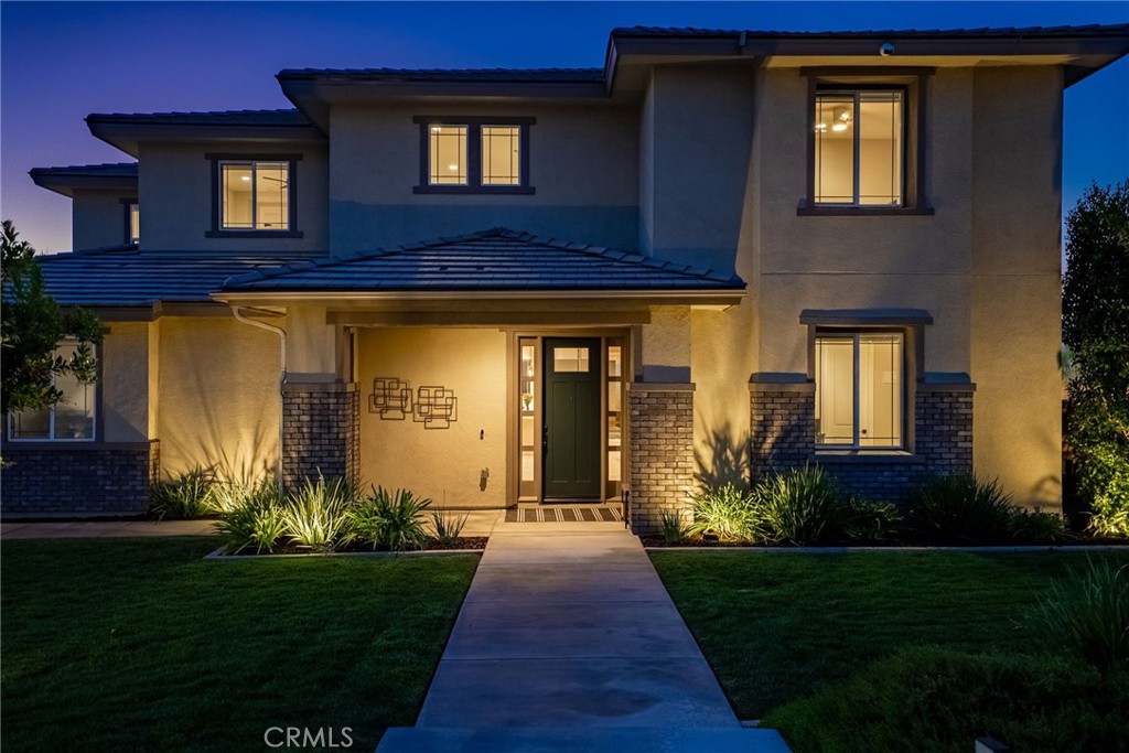 1055 Vista Court