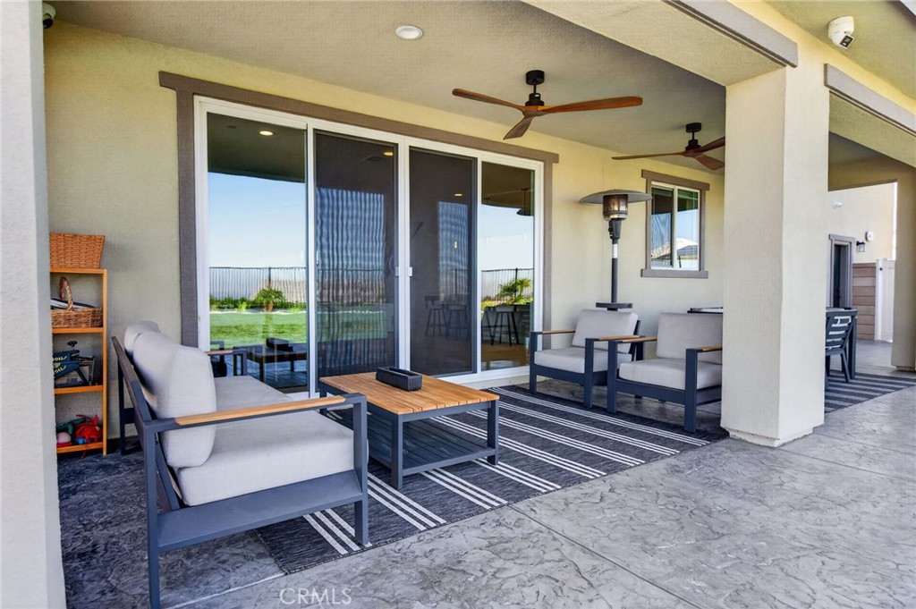 1055 Vista Court