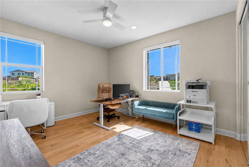 1055 Vista Court