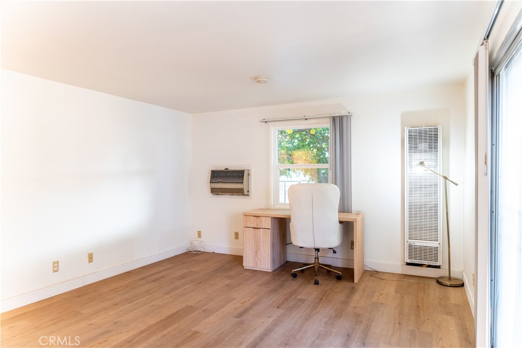3556 Elmwood