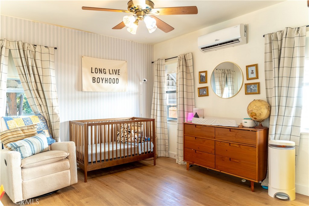 3556 Elmwood