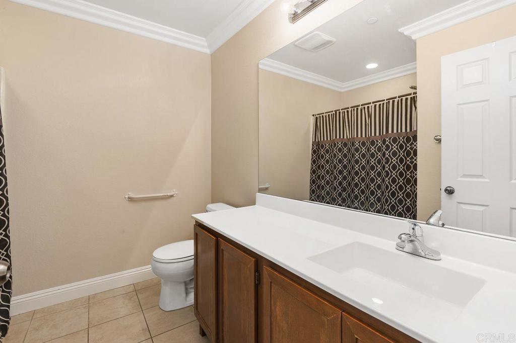 34123 Hillside Drive