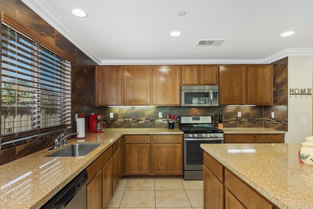 34123 Hillside Drive