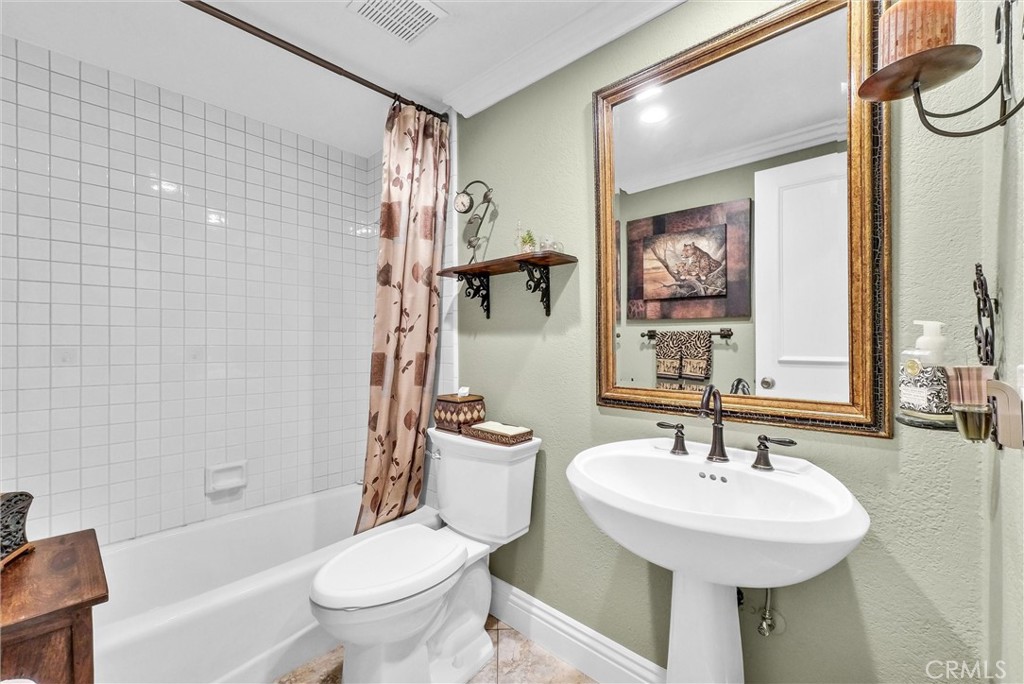 6136 E Morningview Drive 31