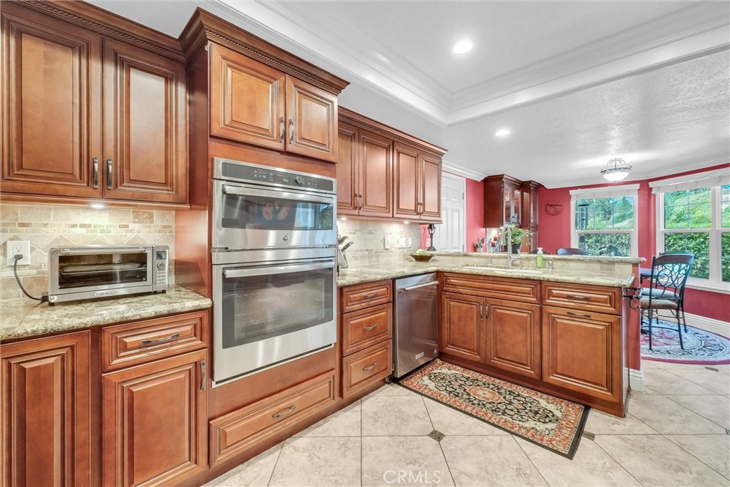 6136 E Morningview Drive 31