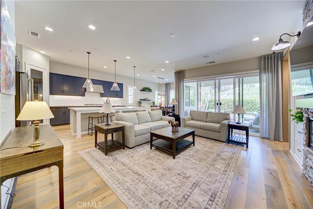 39454 Chamise Street