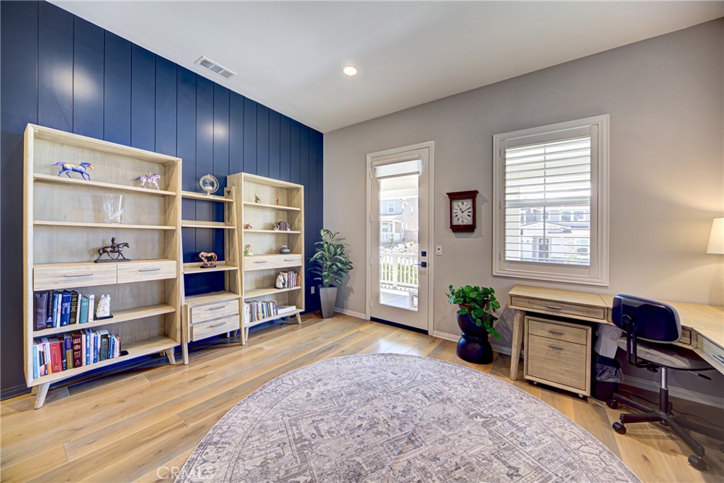 39454 Chamise Street