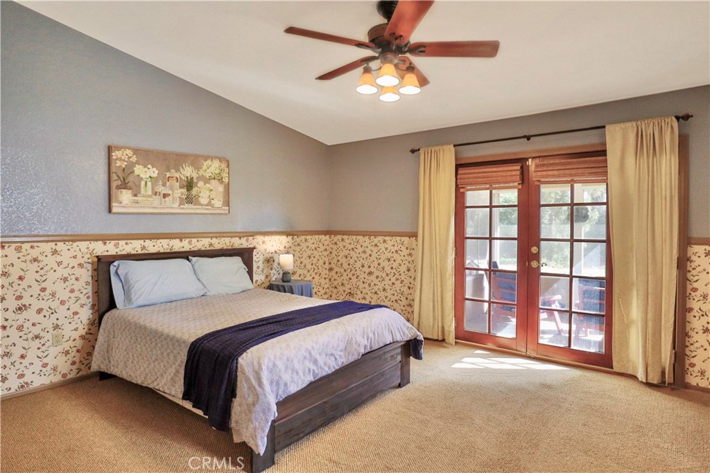 18786 Ravenwood Drive