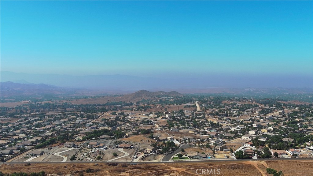 18786 Ravenwood Drive