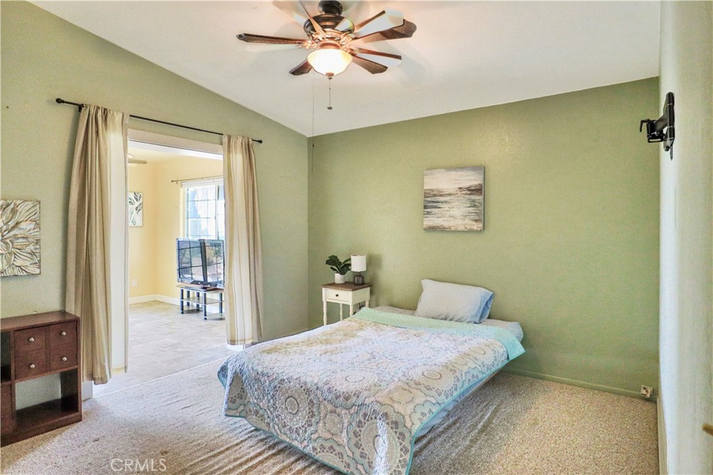 18786 Ravenwood Drive