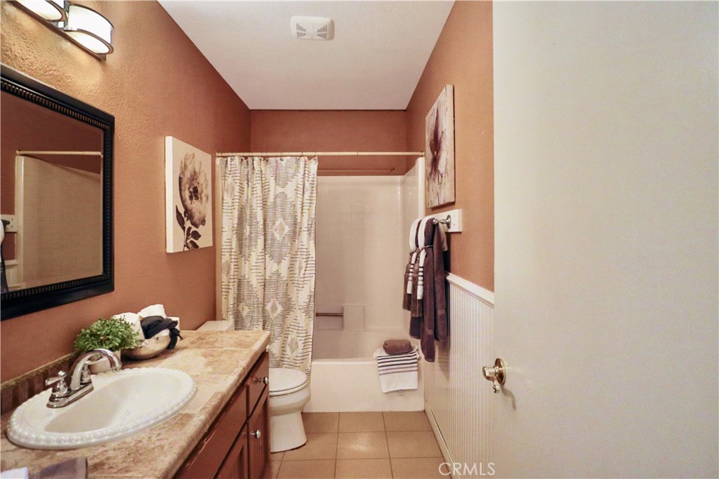 18786 Ravenwood Drive