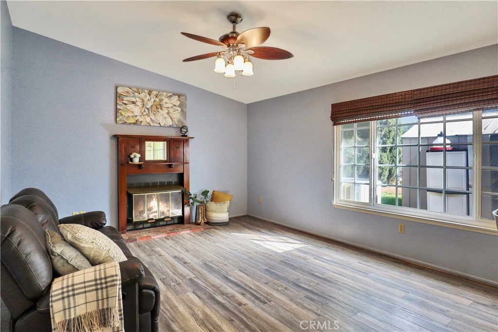 18786 Ravenwood Drive