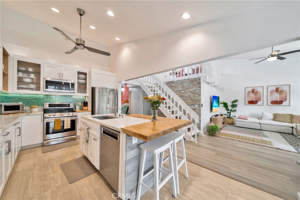 631 S Prospect Ave 204