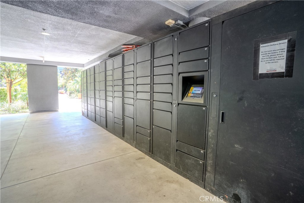 1801 E Katella Ave 1076
