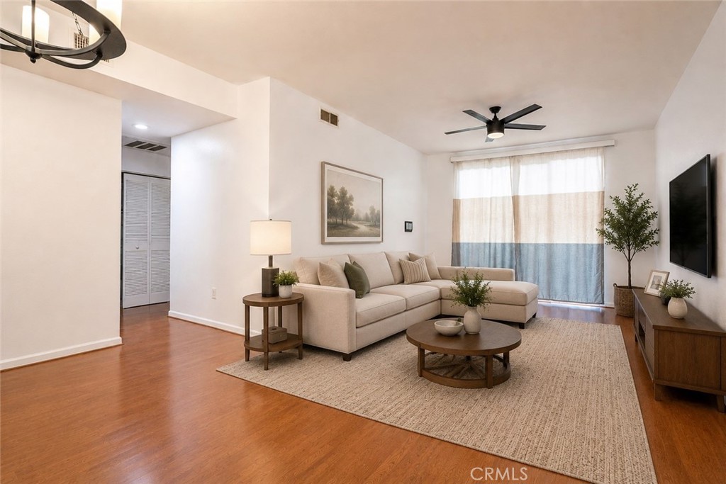 1801 E Katella Ave 1076