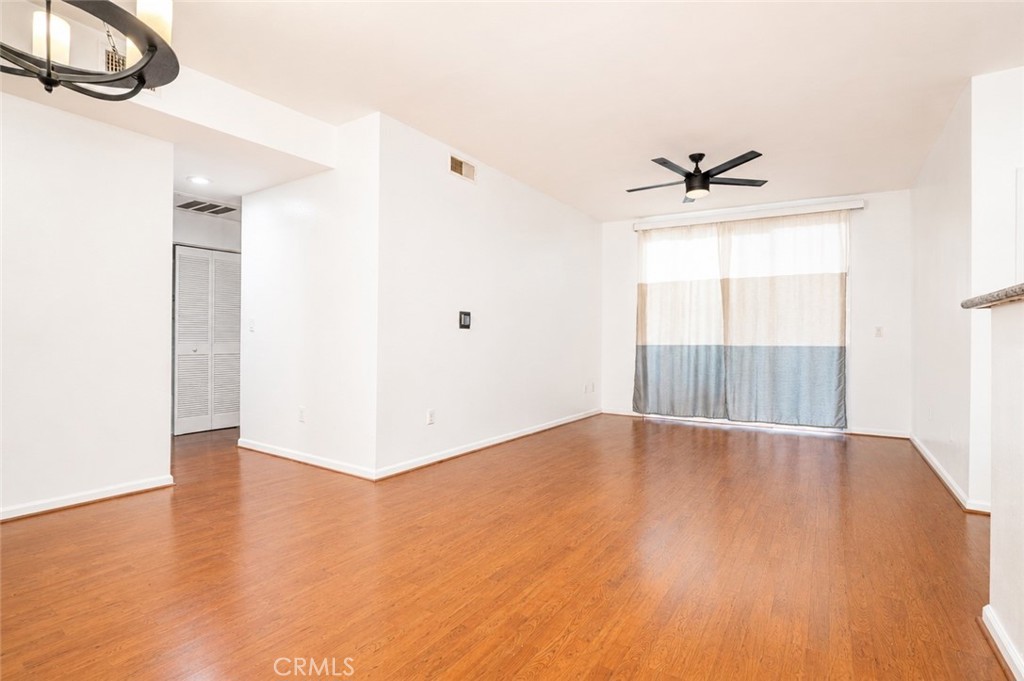1801 E Katella Ave 1076