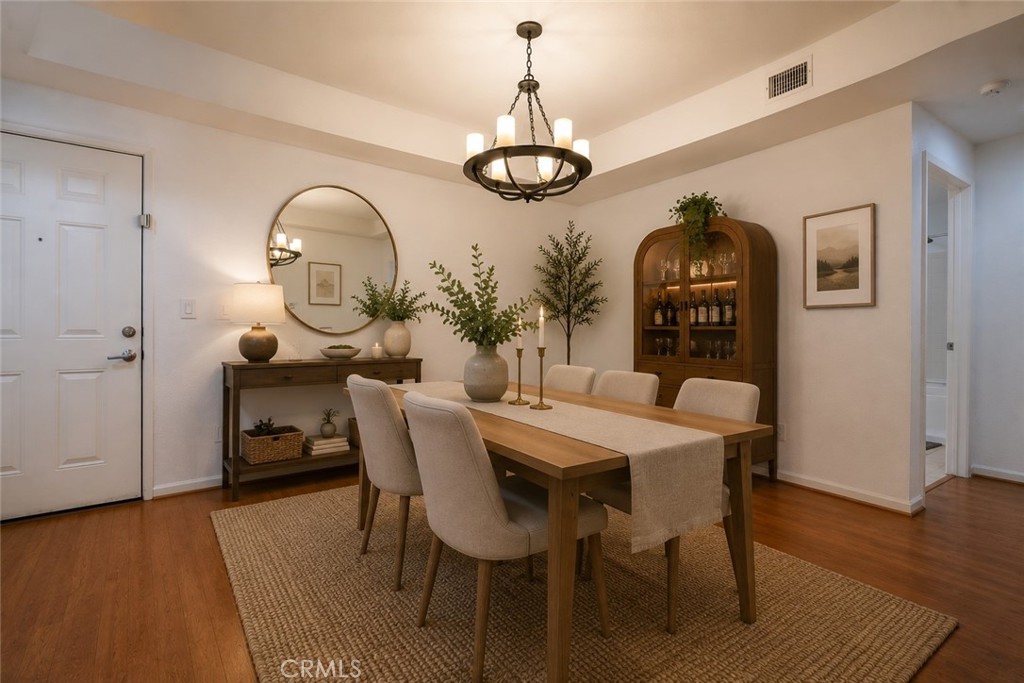 1801 E Katella Ave 1076