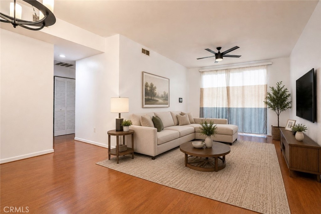 1801 E Katella Ave 1076