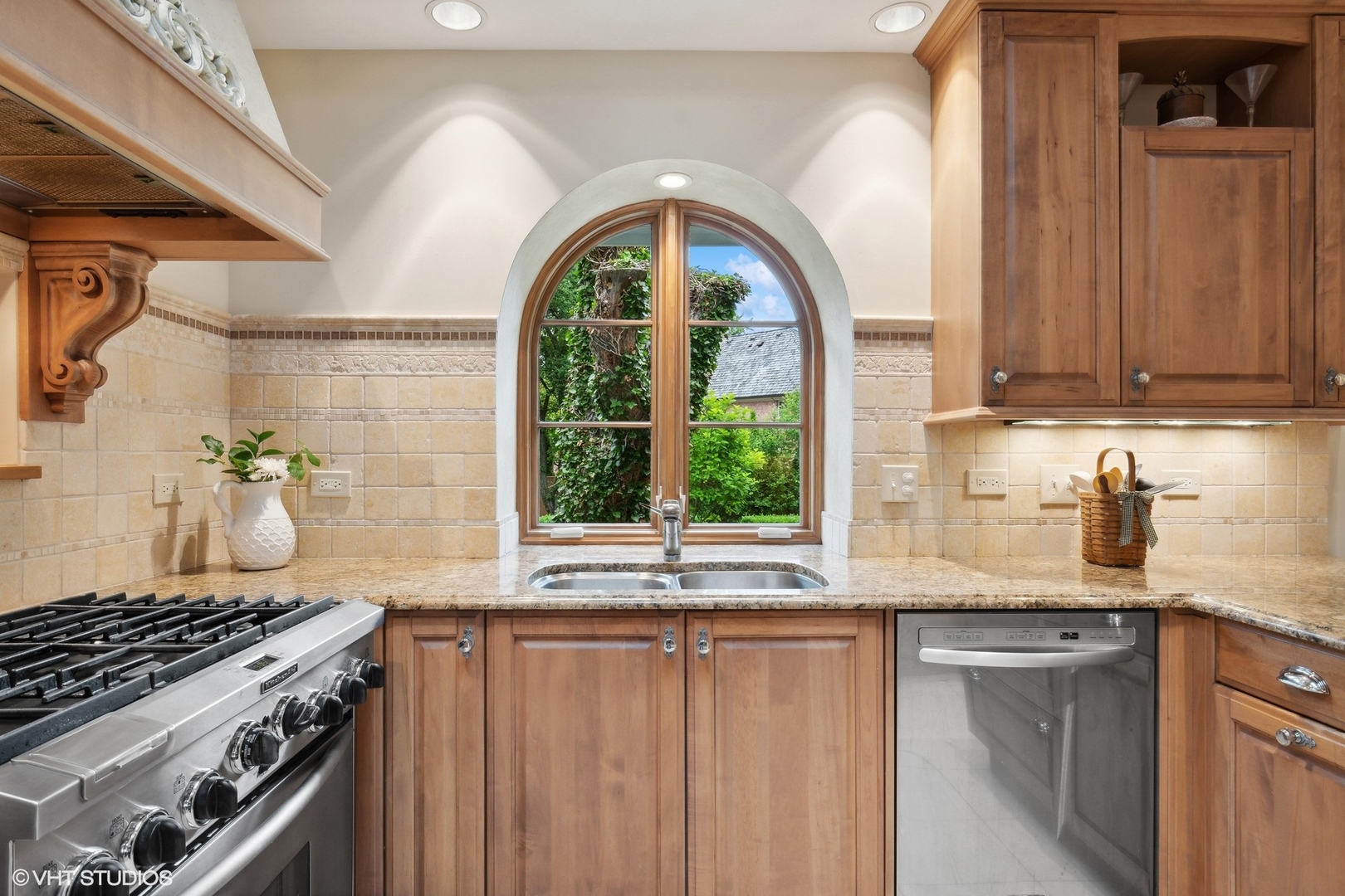 1224 Ridgewood Drive
