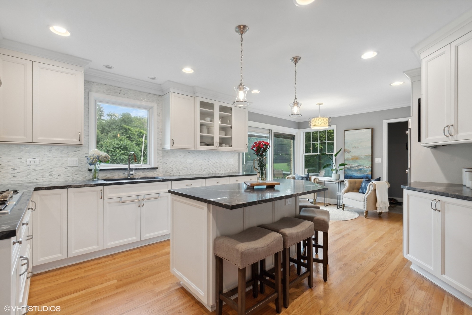 580 E Old Elm Road