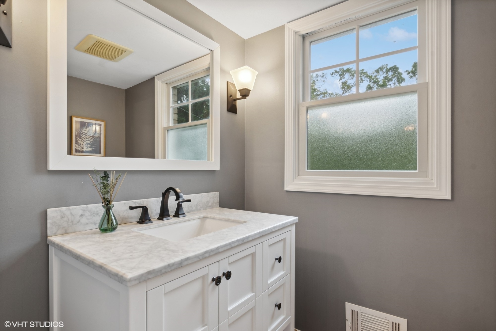 580 E Old Elm Road