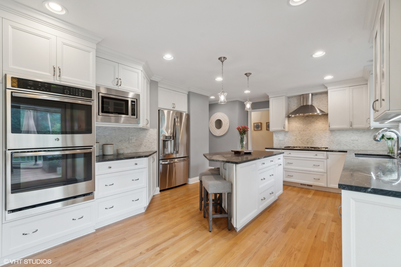 580 E Old Elm Road