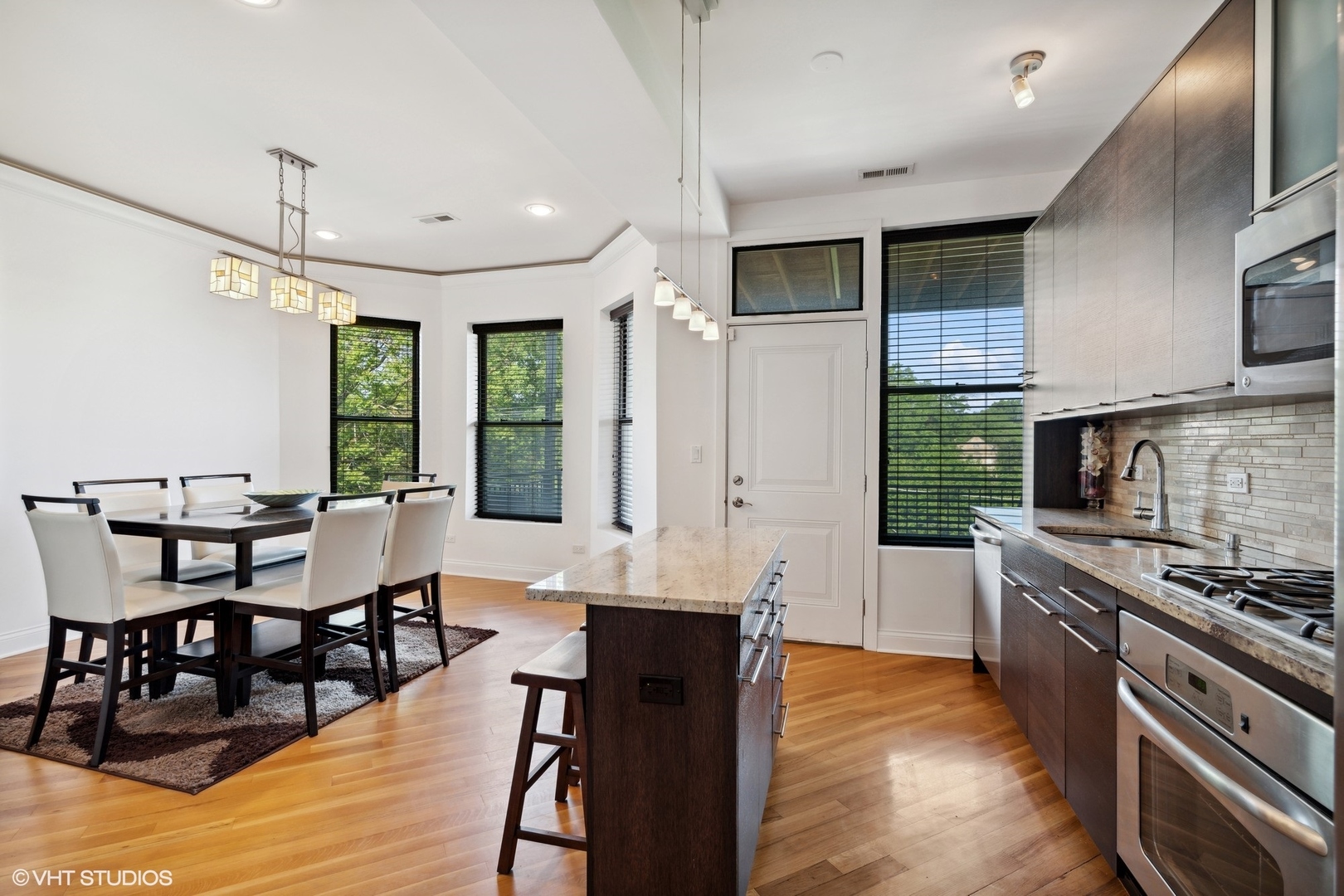 4918 S Indiana Avenue Unit: 4S