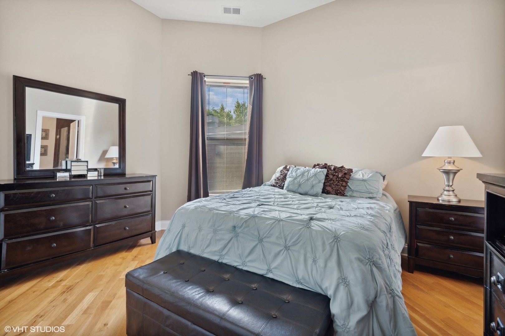 4918 S Indiana Avenue Unit: 4S