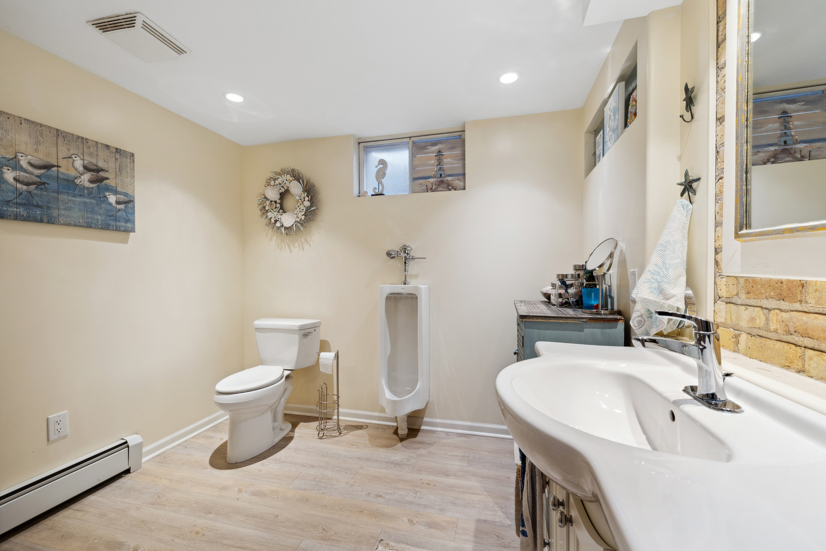 2301 S Westwood Lane