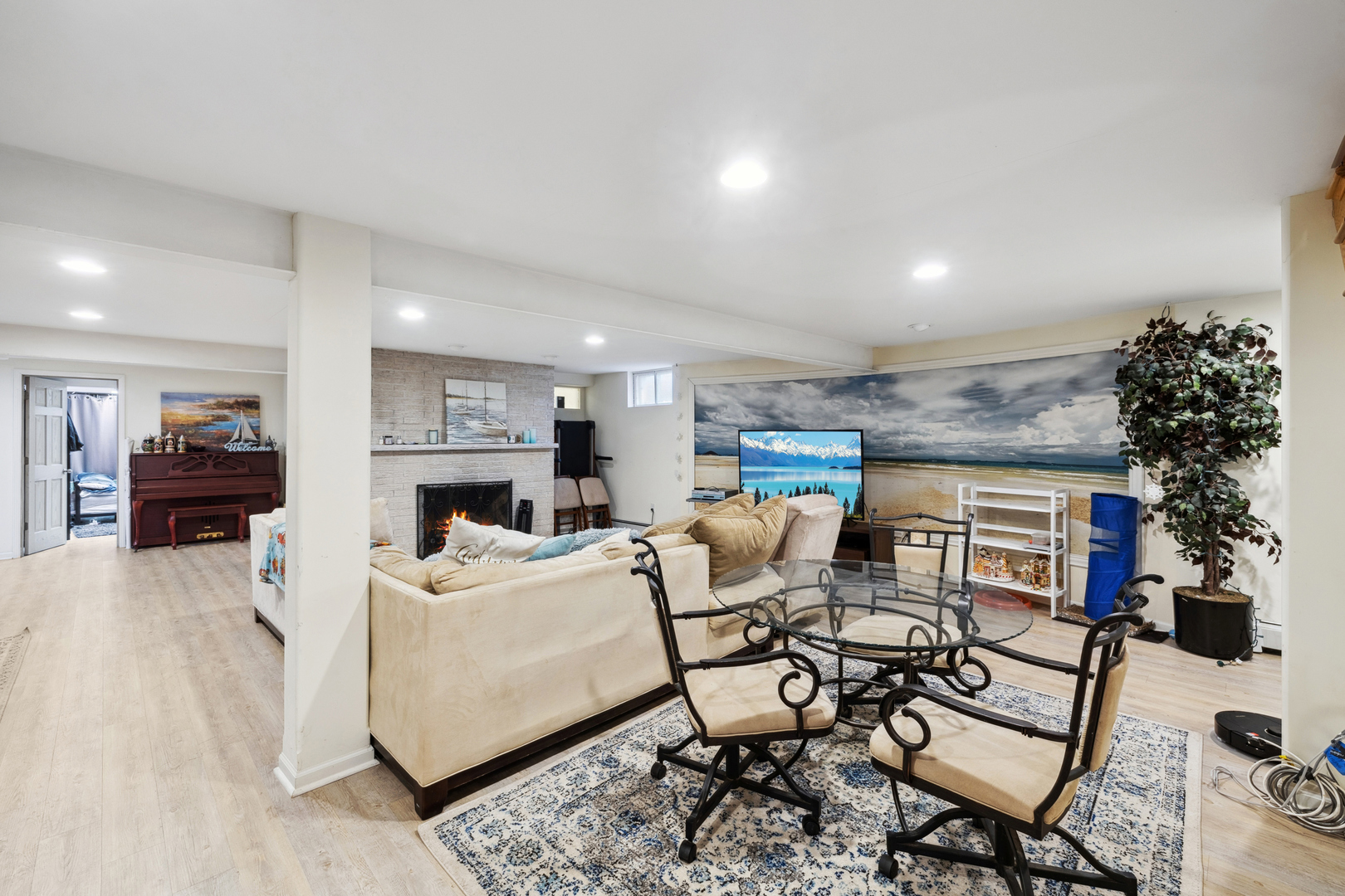 2301 S Westwood Lane