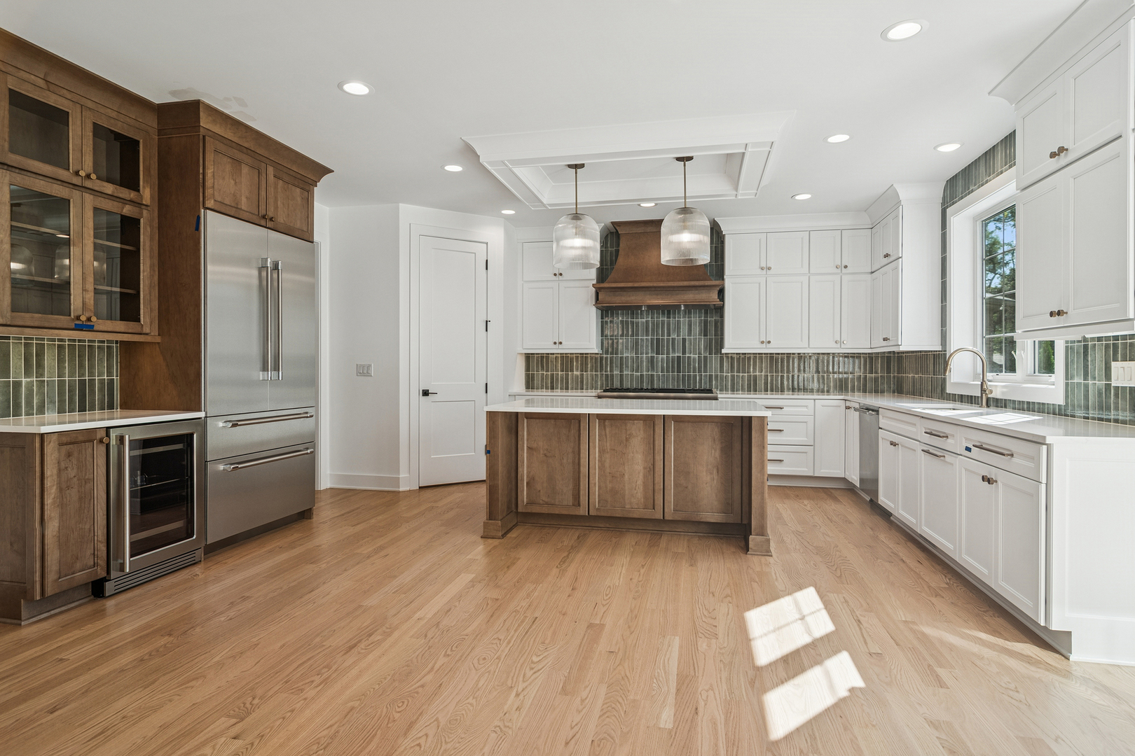 1244 N Chicago Avenue